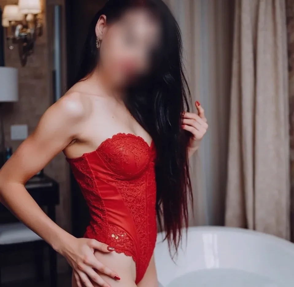 Astrid, 35