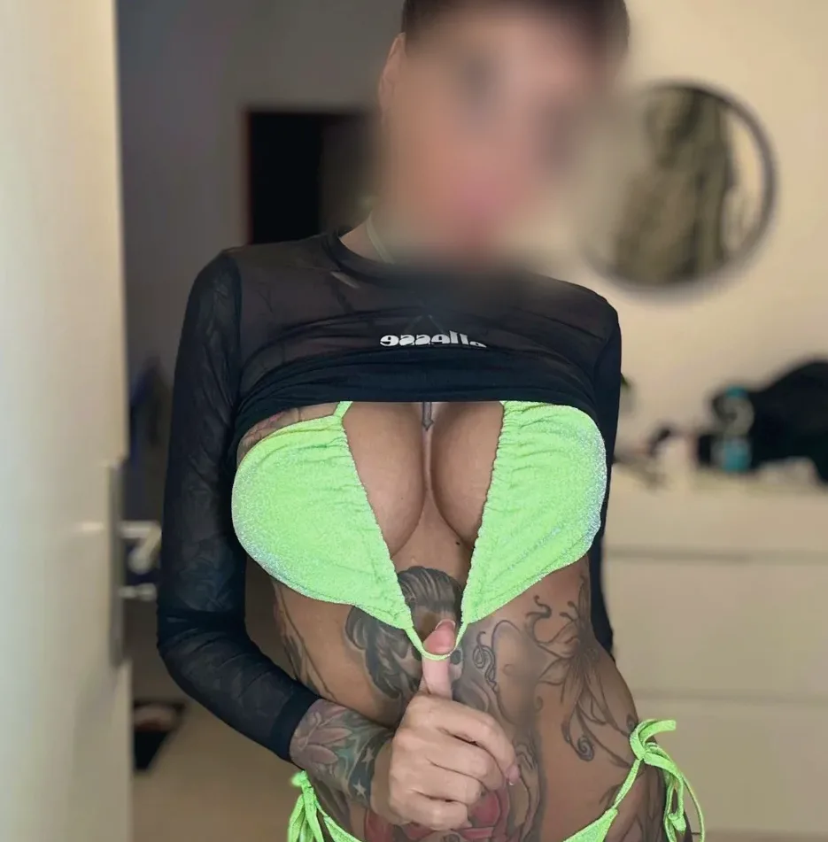 Fatima, 37