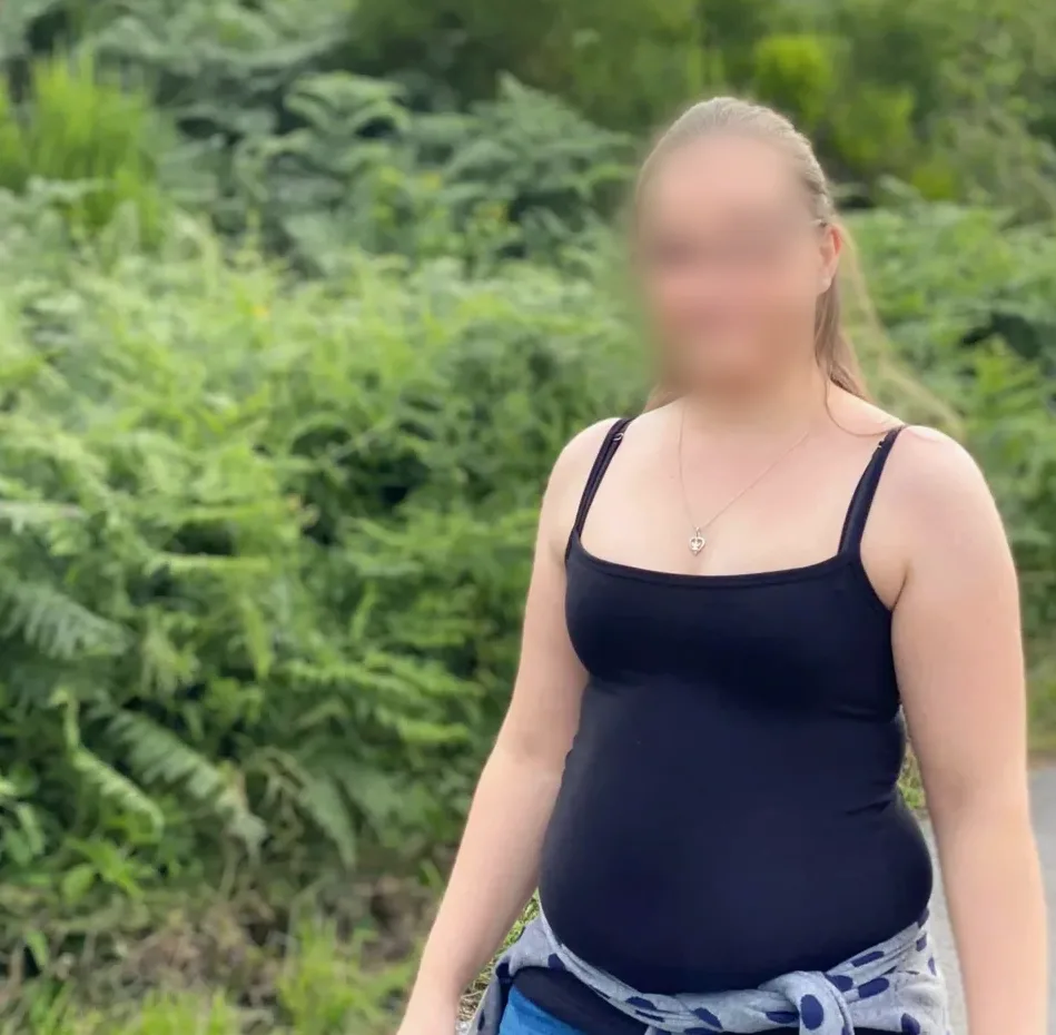Meja, 33