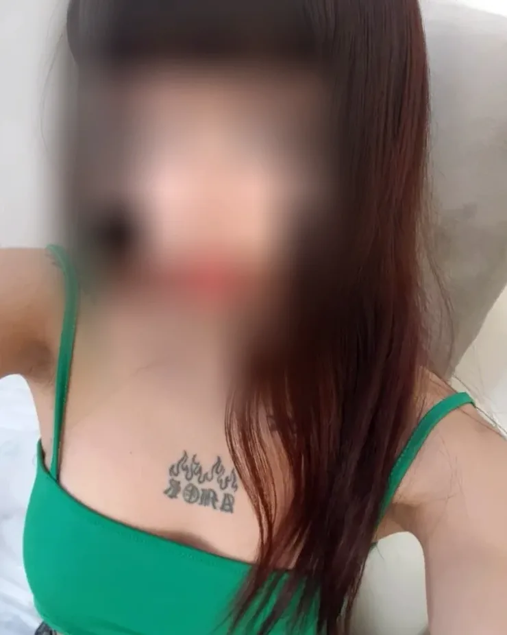 Pia, 32